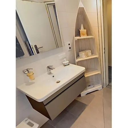 펜션 With 1 Bedroom 카롤리넨시엘